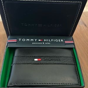 Tommy Hilfiger Passgate and Valet